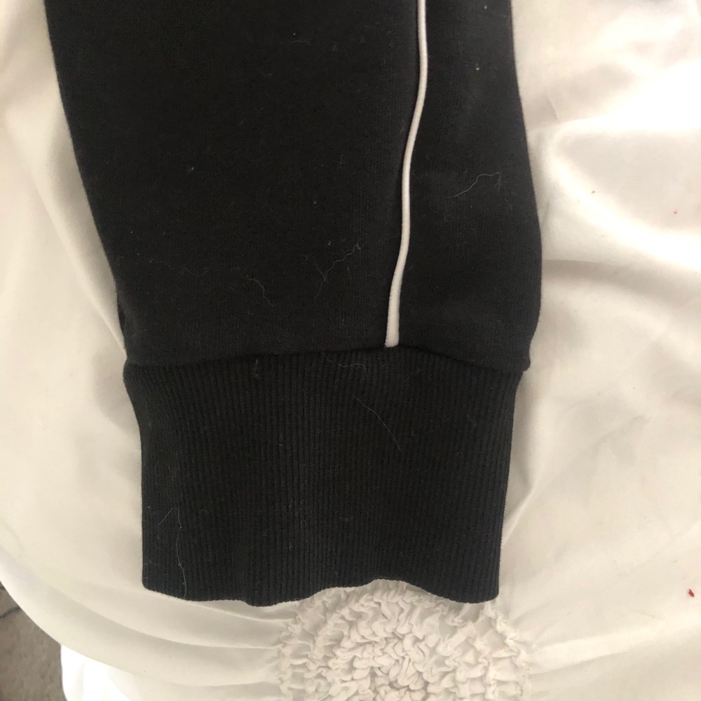 Sweats - Picture 8 of 8
